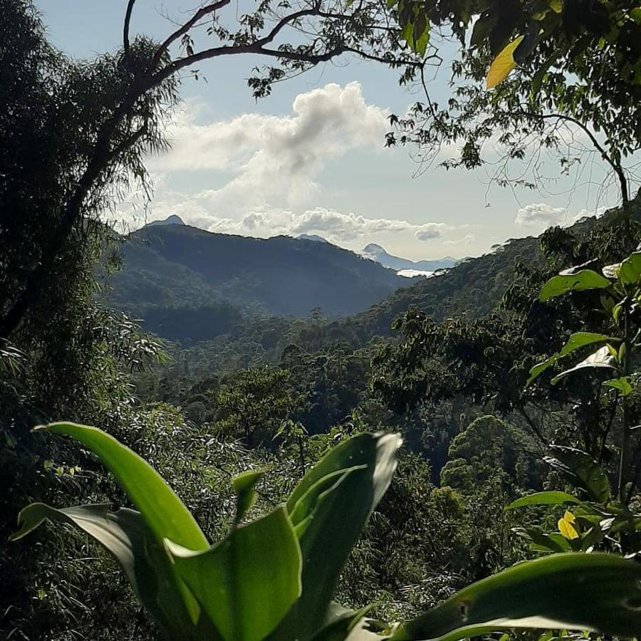 הוילה לומיאר Chale Pakere Bellavista - Visao Magnifica Do Vale E Montanhas A Mais De Mil Metros De Altitude, Wi-Fi, Sauna, Piscina E Agua De Nascente מראה חיצוני תמונה